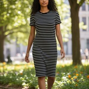 Old Navy Striped Black and White Midi Dress